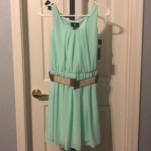 Turquoise sleeveless dress